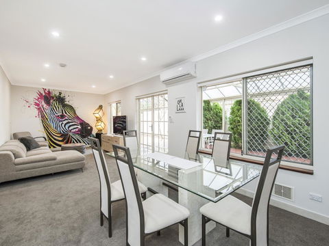 Luxury Federation Style Home - Sleeps 10 - Lennox Head Accommodation 0