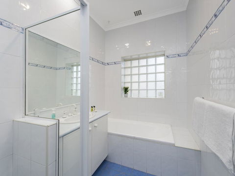 Luxury Federation Style Home - Sleeps 10 - Lennox Head Accommodation 14