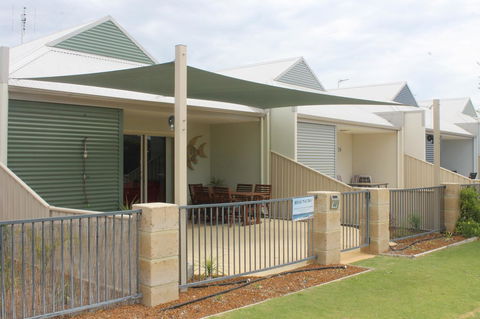 Seas The Day - Jurien Bay - Lennox Head Accommodation 4