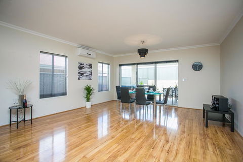 Indian Ocean Retreat - Lennox Head Accommodation 9