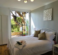 Treetops Cottage - Lennox Head Accommodation