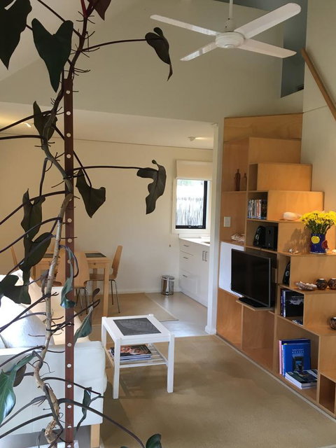 DESIGNER'S STUDIO - Lennox Head Accommodation 18