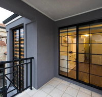 Highgate Modern Home 4 mins to Perth City - Lennox Head Accommodation
