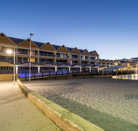 Dolphin Quay Apartments - Lennox Head Accommodation