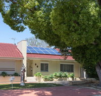 Susan Yong's Studio - Lennox Head Accommodation