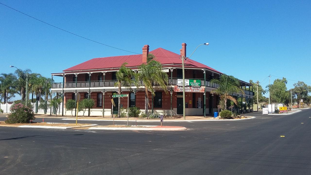 Ghooli WA Lennox Head Accommodation