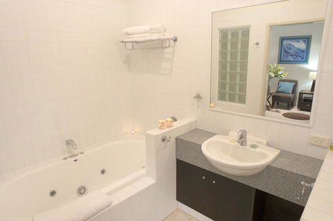 Gecko Lodge Kalbarri - Lennox Head Accommodation 10
