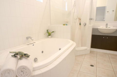 Gecko Lodge Kalbarri - Lennox Head Accommodation 7