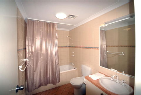 Esplanade Hotel Busselton - Lennox Head Accommodation 44