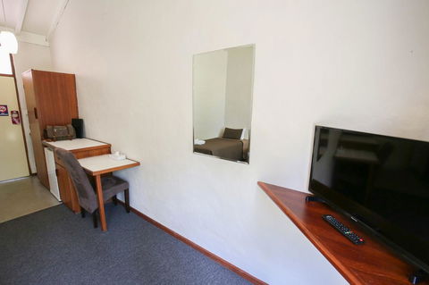 Esplanade Hotel Busselton - Lennox Head Accommodation 25