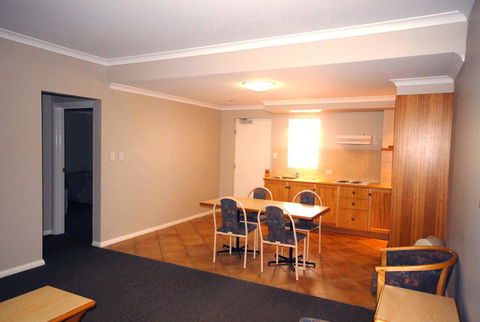 Esplanade Hotel Busselton - Lennox Head Accommodation 33