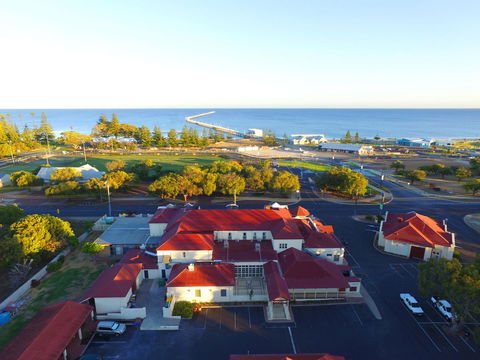 Esplanade Hotel Busselton - Lennox Head Accommodation 0