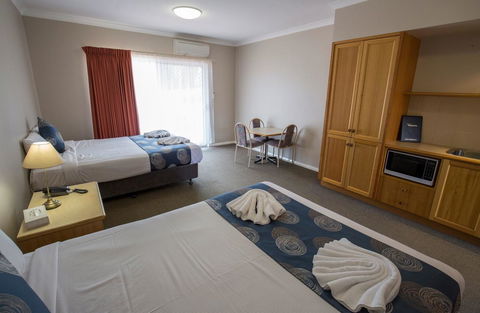 Esplanade Hotel Busselton - Lennox Head Accommodation 18