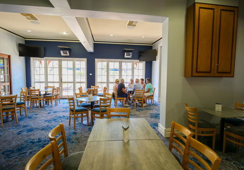 Esplanade Hotel Busselton - Lennox Head Accommodation 7