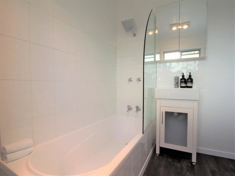 Horlock House - Lennox Head Accommodation 6