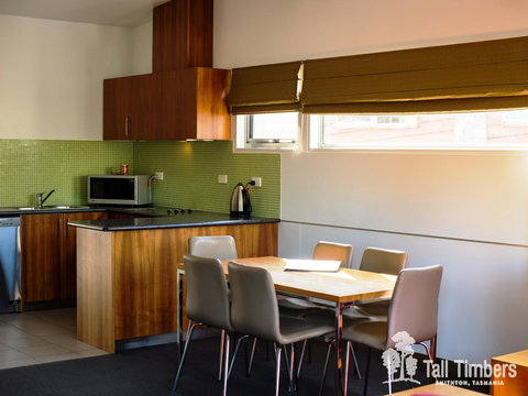 Tall Timbers Tasmania - Lennox Head Accommodation 16