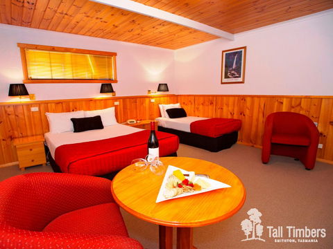 Tall Timbers Tasmania - Lennox Head Accommodation 1