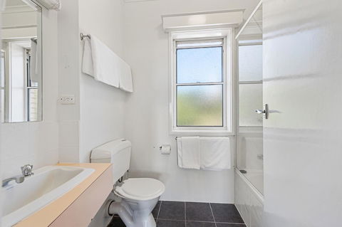 Coach House Launceston - Lennox Head Accommodation 22