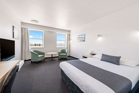 Coach House Launceston - Lennox Head Accommodation 5