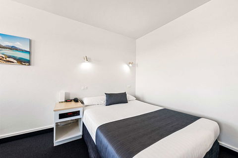 Coach House Launceston - Lennox Head Accommodation 19
