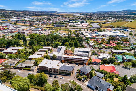 Coach House Launceston - Lennox Head Accommodation 28