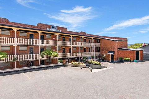 Coach House Launceston - Lennox Head Accommodation 29