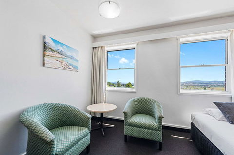 Coach House Launceston - Lennox Head Accommodation 18
