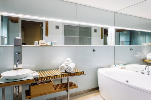 The Henry Jones Art Hotel - Lennox Head Accommodation 41