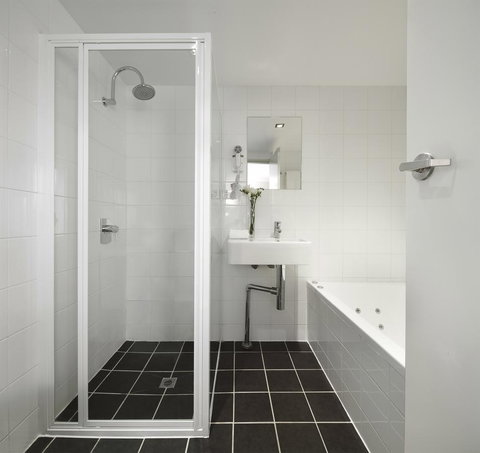 Travelodge Hotel Hobart - Lennox Head Accommodation 4