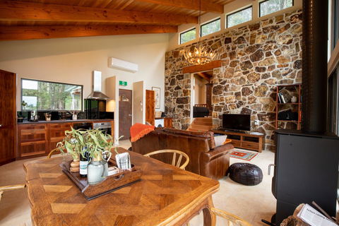 Adventure Bay Retreat Bruny Island - Lennox Head Accommodation 22