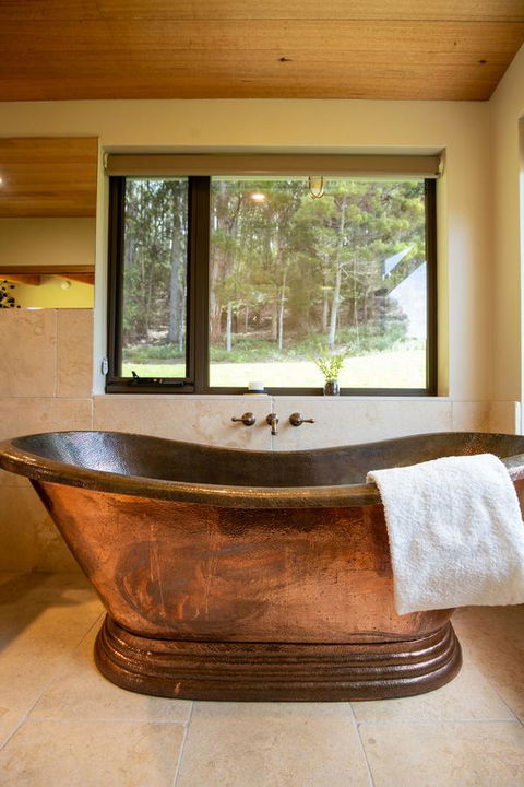 Adventure Bay Retreat Bruny Island - Lennox Head Accommodation 12