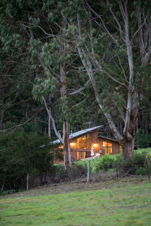 Adventure Bay Retreat Bruny Island - Lennox Head Accommodation 5