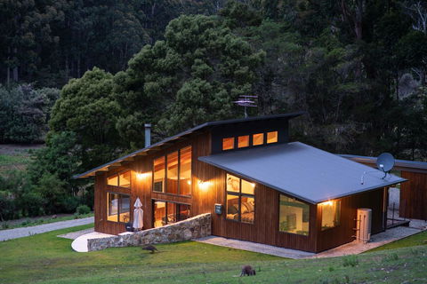 Adventure Bay Retreat Bruny Island - Lennox Head Accommodation 1