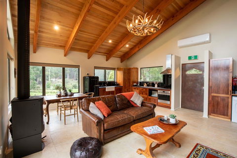 Adventure Bay Retreat Bruny Island - Lennox Head Accommodation 3