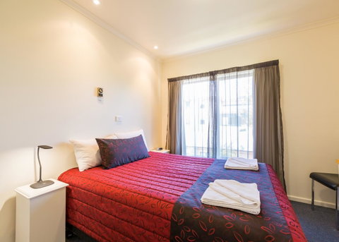 Graham Apartments - Lennox Head Accommodation 6