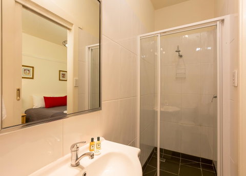 Graham Apartments - Lennox Head Accommodation 24