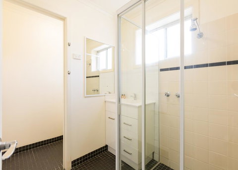 Graham Apartments - Lennox Head Accommodation 16