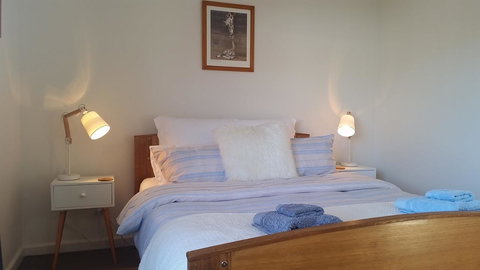 Driftwood-Cottage - Lennox Head Accommodation 12