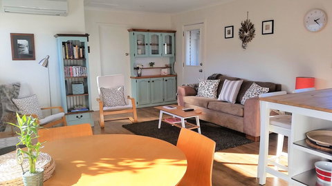 Driftwood-Cottage - Lennox Head Accommodation 3