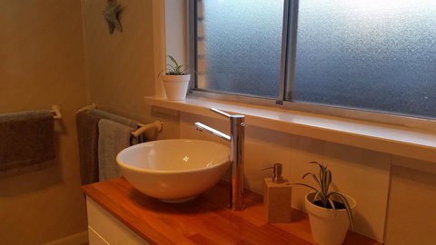 Driftwood-Cottage - Lennox Head Accommodation 13