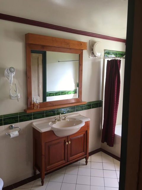 Kerrellie Cottages 2, 4 & 8 Reid Street - Lennox Head Accommodation 18