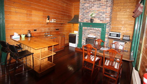 Kerrellie Cottages 2, 4 & 8 Reid Street - Lennox Head Accommodation 9