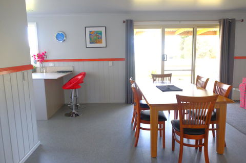 The Crays Accommodation - Lennox Head Accommodation 5