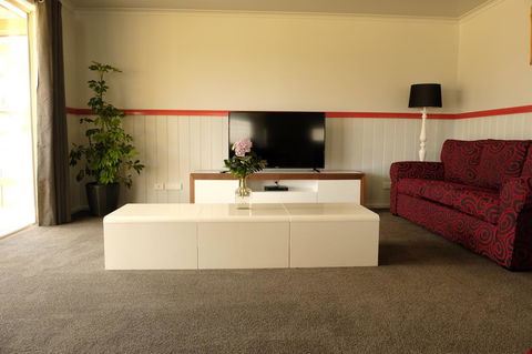The Crays Accommodation - Lennox Head Accommodation 16