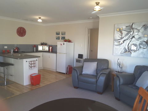 On The Terrace - Lennox Head Accommodation 7