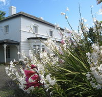 The Grove Cottages - Lennox Head Accommodation