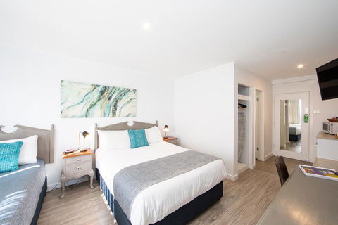 New England Motor Lodge - Lennox Head Accommodation 1