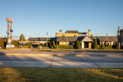 New England Motor Lodge - Lennox Head Accommodation 0