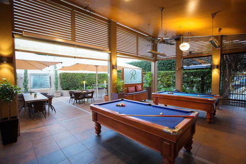 O'Shea's Royal Hotel - Lennox Head Accommodation 0