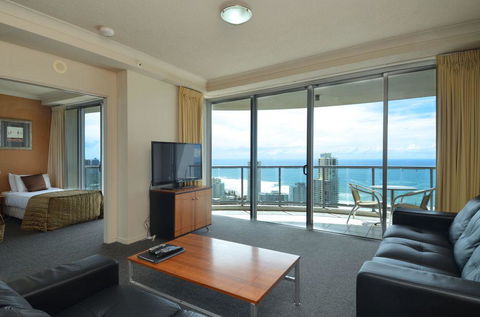 Ocean And Waterway View, 34th Floor, Chevron Renaissance - Lennox Head Accommodation 1